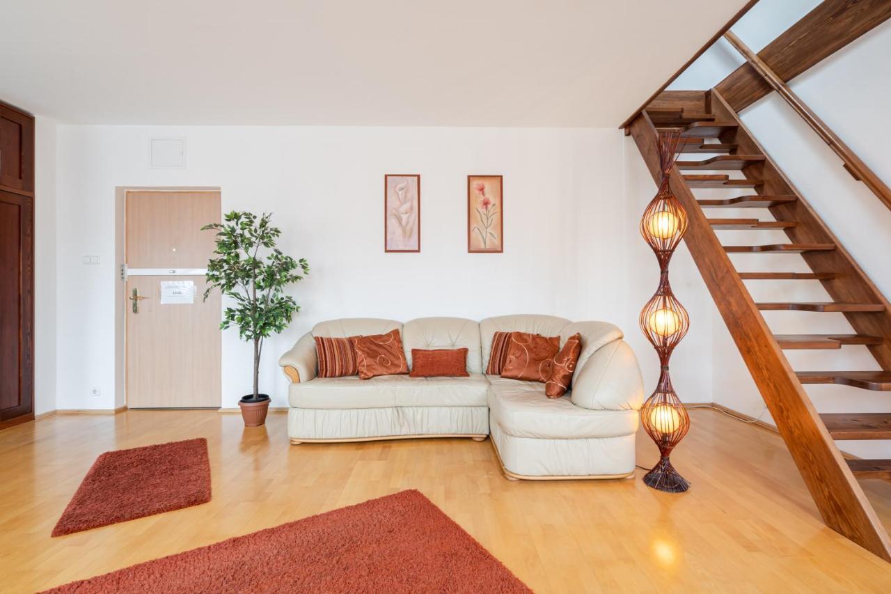 Beautiful Apartment With Ac Budapest Exterior foto
